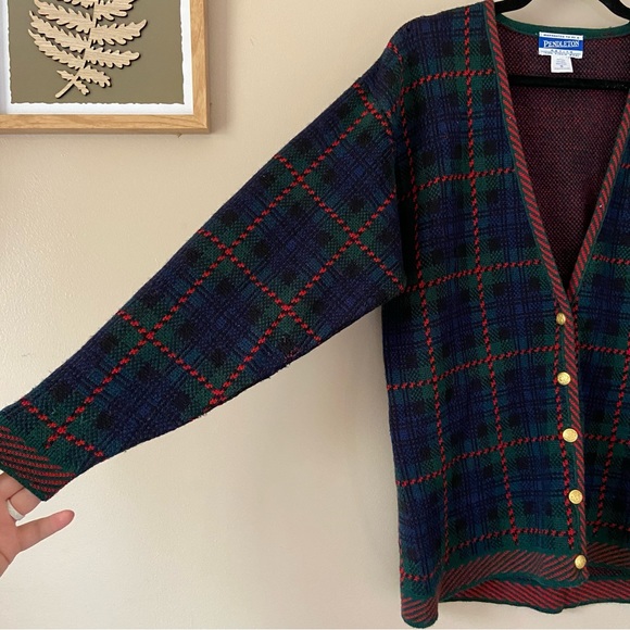 Pendleton• Vintage Wool Tartan Plaid Oversized Fit grampa Cardigan - Picture 11 of 16